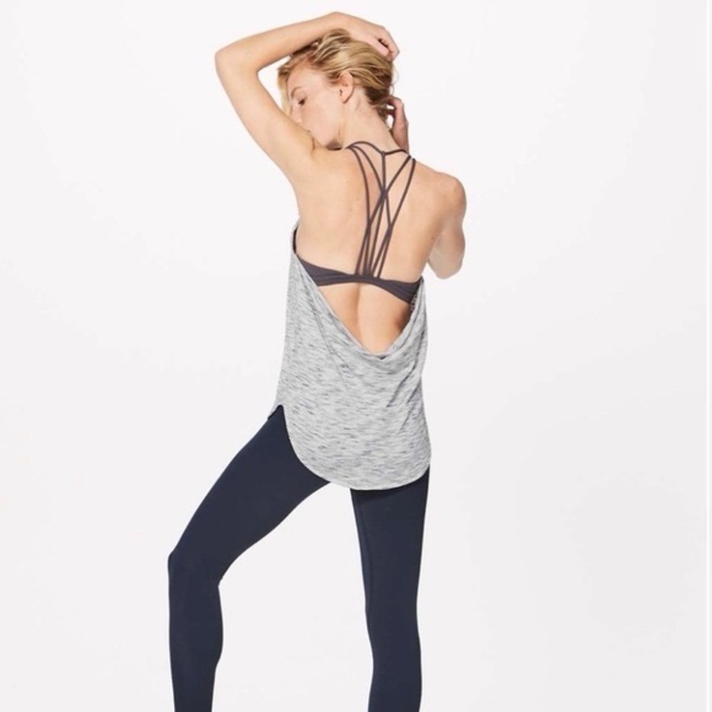 Lululemon Raise the Barre tank sz 6 - Picture 3 of 6